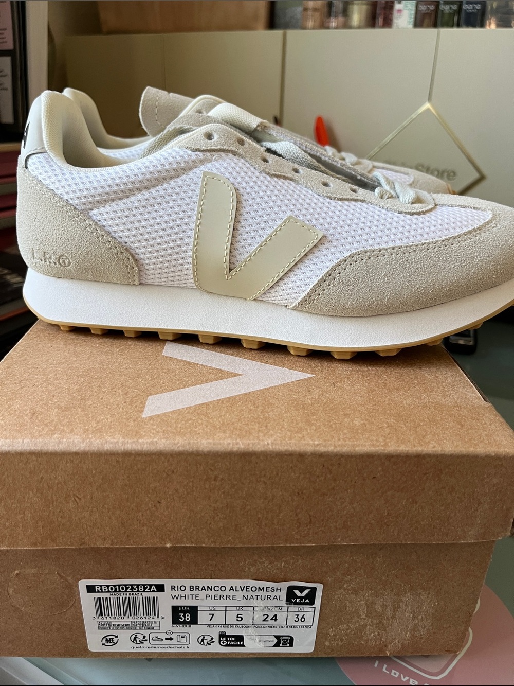 Veja Rio Branco Alveomesh Sneakers in White and Natural size 7 or 38